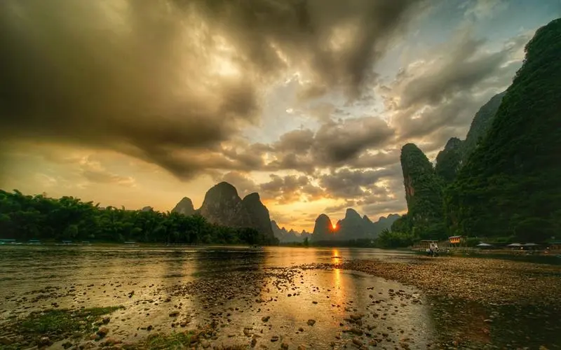 智能系统绿色先进